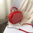 Dames ovale crossbody tas met metalen studs van PU leer Bovenste handvat Schouderband met ketting Ritssluiting Afmetingen 20 x 16 x 10 cm 2