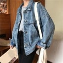 Dames oversize denimjas Lichtblauw Kraag van een overhemd Knopen sluiting Grote voorzakken Verlaagde schouders Polyester en katoen 2