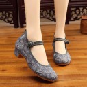 Dames pumps met lage hak 13