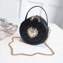 Dames ronde handtas van kunstleer met gestikt patroon en decoratief hart Bovenste oor en ketting in gouden tint Rits 17 x 17 x 8 cm 2