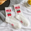 Dames sokken met de tekst MILK en een vrolijk ontwerp Hogere sokken tot boven de enkel in de stijl van een melkdoos Katoen Maat EUR 34–42 1 paar 5
