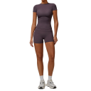 Dames sportoutfit met shorts en een T-shirt met korte mouwen, effen, nylon, polyester, comfortabel en stijlvol voor fitness 8