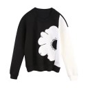 Dames sweatshirt met bloem 4