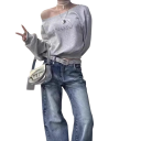 Dames sweatshirt met één schouder Grijs sweatshirt met subtiele tekst Stijlvolle casual top van een zachte mix van katoen en polyester voor comfortabel dragen 3