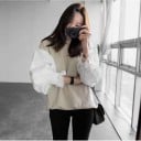 Dames sweatshirt met losse ballonmouwen Beige met witte mouwen Ruches bij de manchet Ronde hals Losse snit Katoen 3