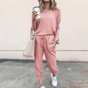 Dames T-shirt met lange mouwen en joggingbroek 3