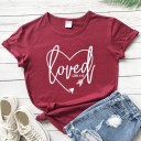 Dames T-shirt met opdruk van "loved" 1