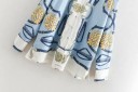 Damesblouse met lange mouwen en print van banden en kettingen Lichtblauw en wit Losse snit met klassieke kraag Polyester en zijde 6