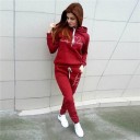 Dameshoodie en joggingbroek 2