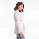 Damesjasje met strik Slijtagebloemig patroon Gestructureerde stof Revers Polyester Wit met roze bloemen Voor de lente en zomer 2