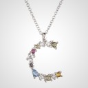 Damesketting met alfabetletters C