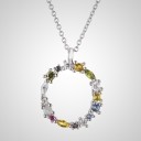 Damesketting met alfabetletters O