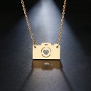 Damesketting met camera 1