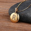 Damesketting met een alfabetletter 19