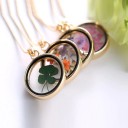 Damesketting met een bloem in een cirkel 2
