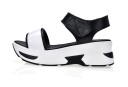 Damesommer sandaler med velcrolukning 3