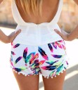 Damesommer shorts med fjer 1