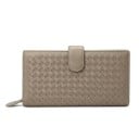Damesportemonnee van echt leer met gevlochten patroon Sluiting met leren lus en ritsvak Elegante accessoire voor in de handtas 7