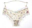 Dametrusser med blonder og blomster J2826 7
