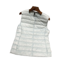 Damevest med knapper 8