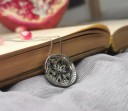 Damhalsband med runt hänge D748 4