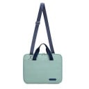 Dams datorväska Platt form Två handtag Huvudfack med dragkedja Delad framficka Av polyester Mått 37 x 27 x 3,5 cm 8
