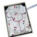 Damsatängs satin pyjamas set skjorta och shorts 2-delad Skjorta med knappar och krage Körsbärstryck Polyester Vit sovset 2