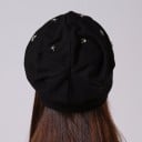 Dámská čepice ve stylu beanie se stříbřitými hvězdičkami Volný splývavý střih Směs polyesteru a bavlny Obvod hlavy 54 až 59 cm 12