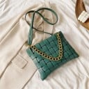 Dámská crossbody kabelka s proplétaným vzorem 27 x 20 x 4 cm Z umělé PU kůže Masivní řetěz ve zlaté barvě Dlouhý popruh přes rameno 5