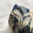 Dámská jarní bunda s květinovým potiskem na rukávech a kapuci Zapínání na zip Stahovací šňůrky Pružné manžety a lem Na jaro i podzim 5