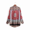Dámska košela s dlhým rukávom a ornamentálnym vzorom Červený stred so svetlomodrým rámom Čierny spodný lem Polyester a hodváb 2