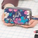 Damska kosmetyczka z trzema przegródkami na zamek Wesoły nadruk na ciemnym tle Uchwyt na nadgarstek Nylon i poliester 18 x 12 x 6 cm 2