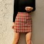 Dámská kostkovaná mini sukně s rozparky 4