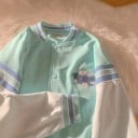 Damska kurtka baseballowa z haftowanym motywem na plecach i paskami na rękawach Rękawy raglanowe Zapięcie na napy Poliester i bawełna 2