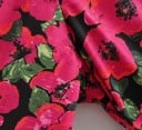 Dámska kvetinová blúza s hlbokým výstrihom do V Trojštvrťové naberané rukávy Naťahovaný predný diel Volánik v pase Ružová a čierna Polyester 5