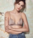 Dámska ľahká podprsenka bralette s jemnou čipkou Lesklé trojuholníkové košíčky Nastaviteľné tenké ramienka Nylon a polyester 5