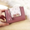 Dámská malá peněženka se střapcem a chlopní s potiskem větviček Zlatý rámeček s ozdobou lístku PU kůže a polyester 12,5 x 9 x 2 cm 5