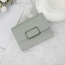 Dámská malá peněženka z umělé kůže s klopou Obdélníková ozdobná spona stříbrné barvy Kompaktní rozměr 11,5 x 9,5 x 2,5 cm Do kabelky 5