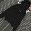 Dámska mikina s kapucňou a klokankou Drobný nápis na hrudi Polyester a bavlna Sťahovacia šnúrka Žebrované manžety a lem Dlhý rukáv 2