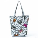 Dámska polyesterová taška s potlačou farebných motýľov a kvetov Shopper s dvoma šedými uškami a obdélníkovým tvarom 27 x 37 x 8 cm 5