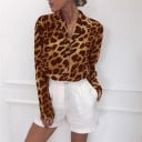 Dámska šifónová košela s leopardím vzorom a dlhým rukávom Reverzibilný golier Zapínanie na gombíky Jemný a pohodlný polyester 2