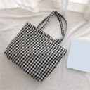 Dámska taška s kostkovaným vzorom z bavlny a plátna Priestranná nákupná taška so 2 dlhými uchami Rozmer 40 x 26 x 9 cm 1