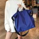 Damska torba nylonowa do ręki i na ramię 36 x 36 x 17 cm Dwa krótkie uchwyty i długi pasek Zewnętrzna kieszeń na zamek Lekka torebka 2