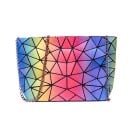 Damska torebka typu crossbody z geometrycznym wzorem z trójkątów Metalowy łańcuszek Zapięcie na zamek błyskawiczny Skóra PU i poliester 28 x 17,5 x 7