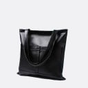 Dámská velká kabelka přes rameno z umělé kůže Černá taška shopper s dlouhými uchy Dvě přední kapsy Čtvercový tvar 35 x 35 cm 1