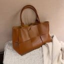 Dámská velká kabelka shopper z umělé kůže Pletený vzor ze širokých pásů Dvě dlouhá ucha Ozdobná mašle Prostorná 49 x 26 x 14 cm 2