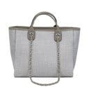 Dámska veľká plátená kabelka cez rameno 31 x 24 x 16 cm Dve krátke uši Reťazové popruhy prepletené pásikom Plátno a polyester 10