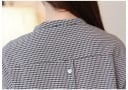 Dámská volnější halenka se stojáčkem a černou mašlí u krku Černobílý kostičkovaný vzor Nabírané rukávy se zavazováním Polyester a akryl 4