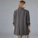 Dámské oversize sako egy gombbal, klopákkal és zsebekkel, laza, hosszított szabás, poliészter, irodába és mindennapi használatra 7