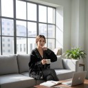 Dámske pletené sako Výstrih do V Zapínanie na gombíky Kontrastný vzor Voľný strih Polyester Do mesta aj na voľný čas 9